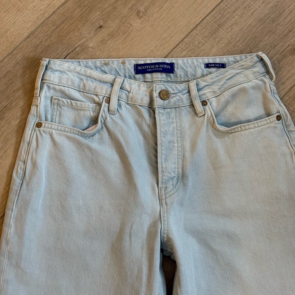 The Sky Straight Jeans - Picture 2 of 5